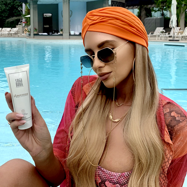 Блестящ лосион за тяло с диамантен прах Shimmering body lotion with diamond dust
SUGA BUBA